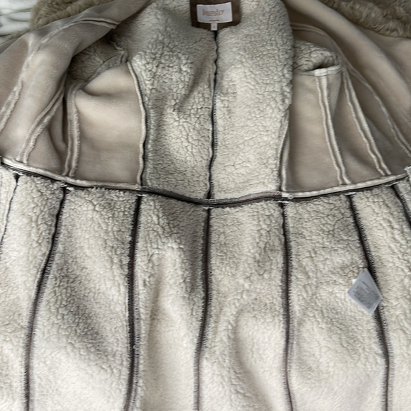 Laundry by Shelli Segal Women Taupe/Ivory Faux Suede & Fur Trim Coat size S - Picture 8 of 10
